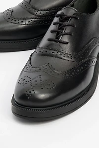 Forever & Always Womens Avra Leather Oxford