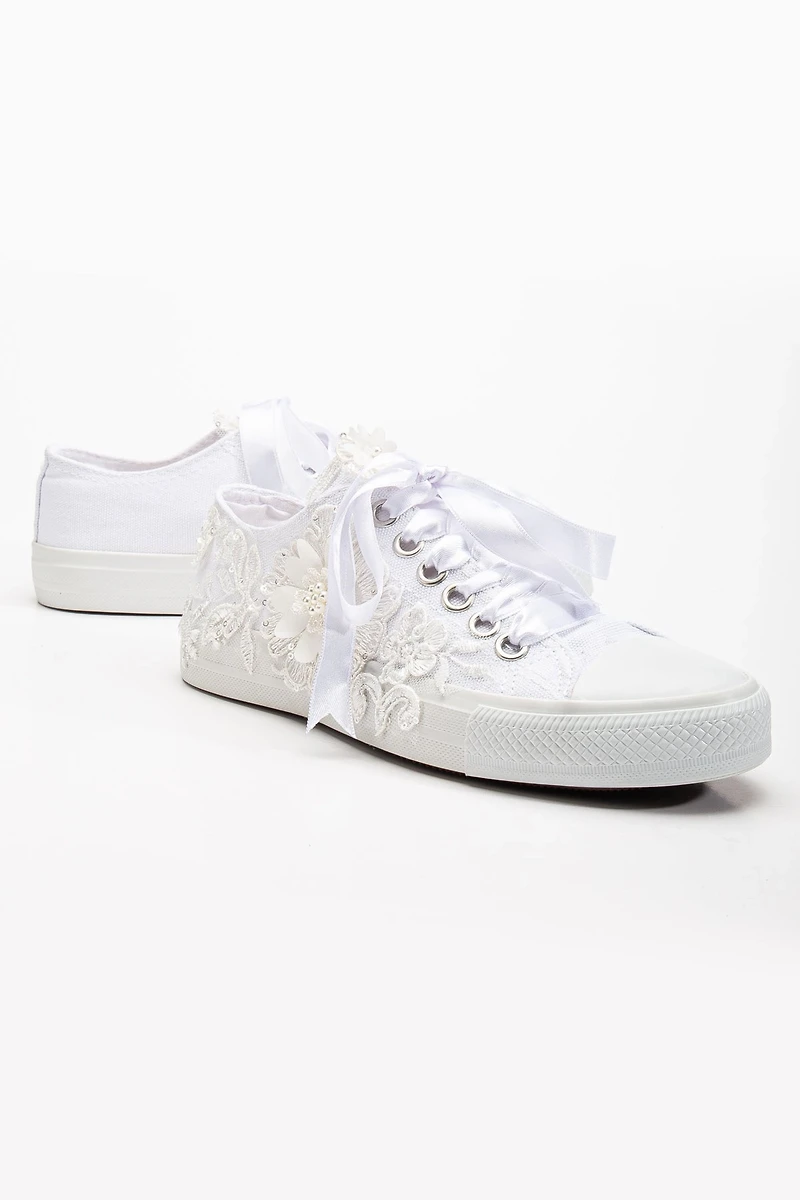 Forever & Always Womens Peyton Floral Lace Bridal Sneakers
