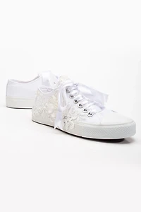 Forever & Always Womens Peyton Floral Lace Bridal Sneakers