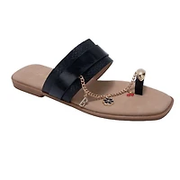 bebe Women's Thong Sandals with Chain Charm Detail Slip On Flats