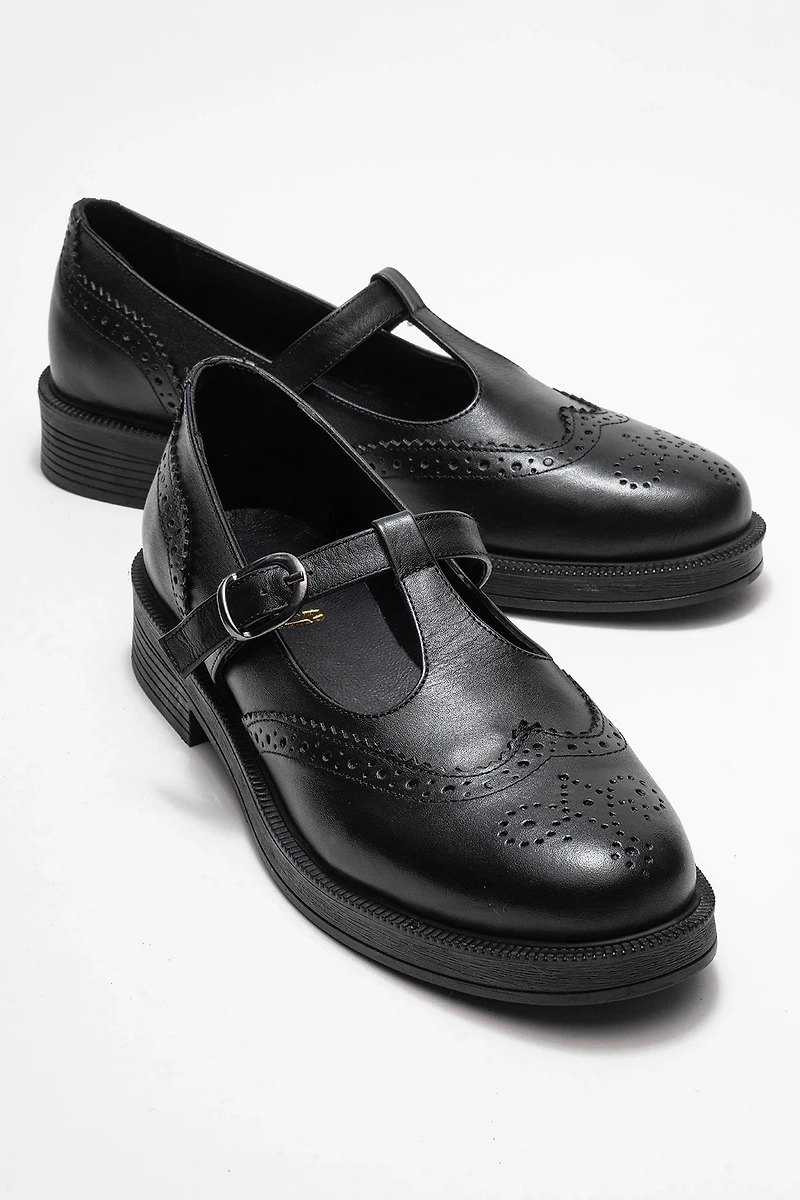 Forever & Always Womens Janney Leather Strap Loafers
