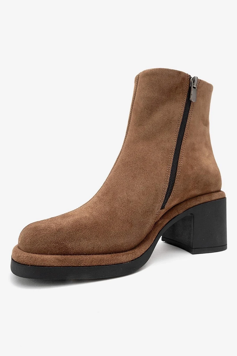 Forever & Always Womens Junae Leather Block Heel Boots