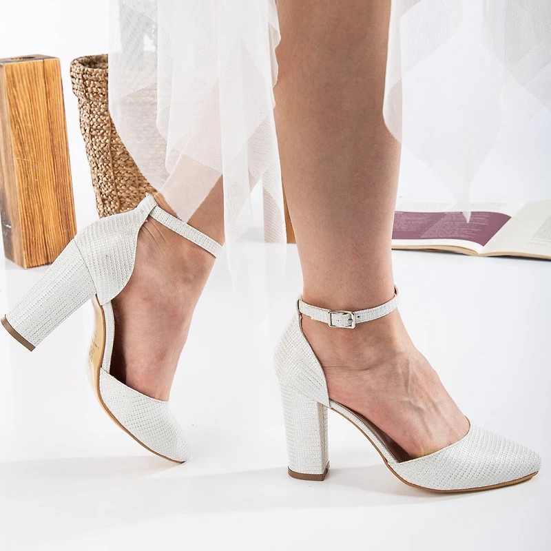 Forever & Always Womens Gisele High Block Heels