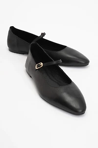 Forever & Always Womens Lara Leather Mary Jane Flats