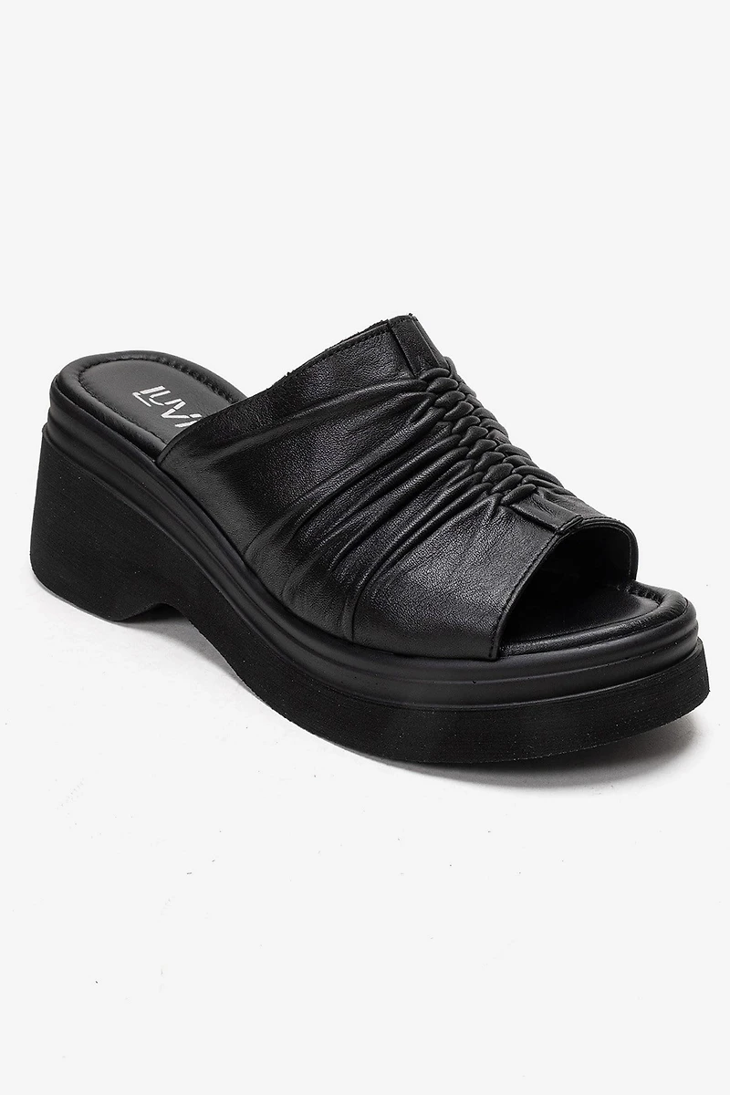 Forever & Always Womens Nellie Leather Platform Sandal