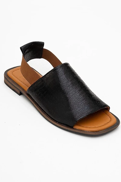 Forever & Always Womens Fuela Leather Elastic Flat Sandalss
