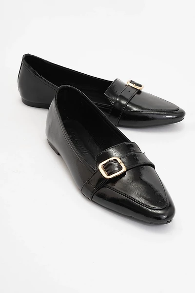 Forever & Always Womens Zarina Pointed Toe Leather Flats