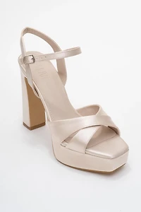 Prologue Shoes Womens Yulia Cross-Strap Platform Heel Sandal