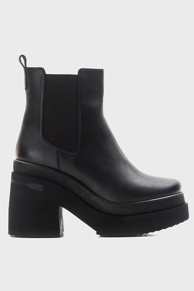 Prologue Shoes Womens Antwerp Chelsea Boot