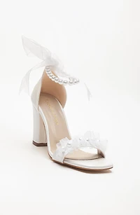 Forever & Always Womens Krystal Lace Bridal Sandals with Pearls