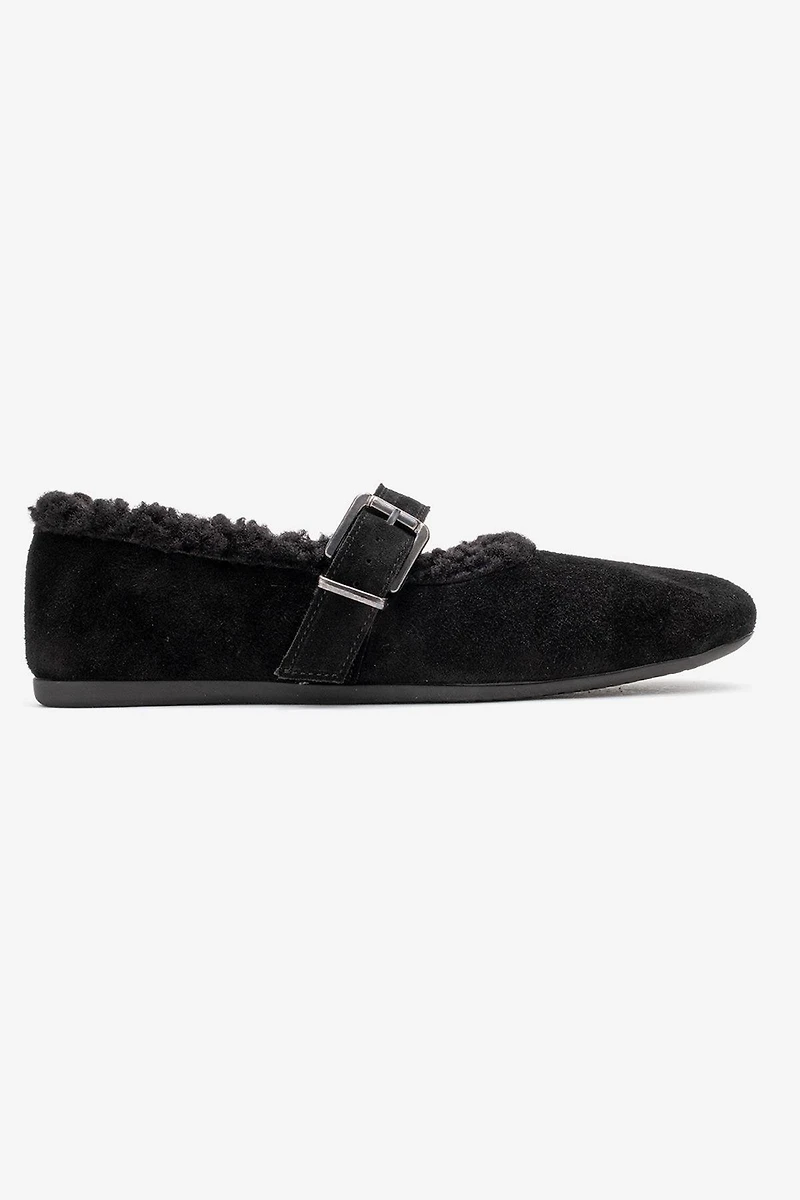 Forever & Always Womens Guin Leather Strap Flat