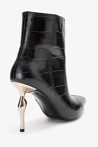 Prologue Shoes Womens Crista Pointed Toe Bootie