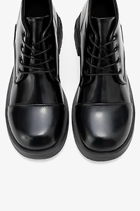 Prologue Shoes Womens Lagom Patent Boot