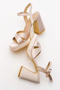 Forever & Always Womens Yvonne Platform Sandals