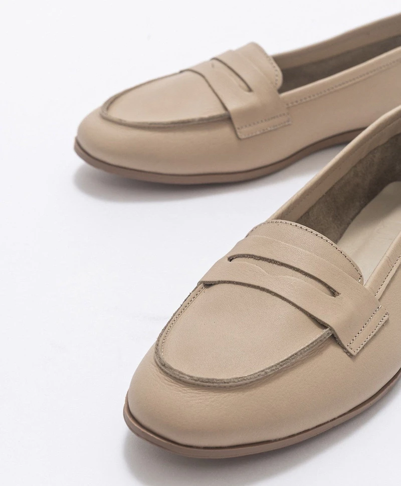Forever & Always Womens Dorothy Leather Loafer