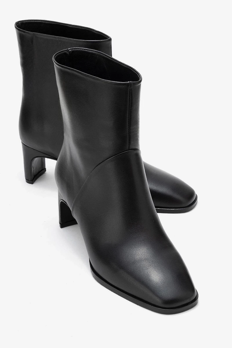 Forever & Always Womens Nordy Leather Boots