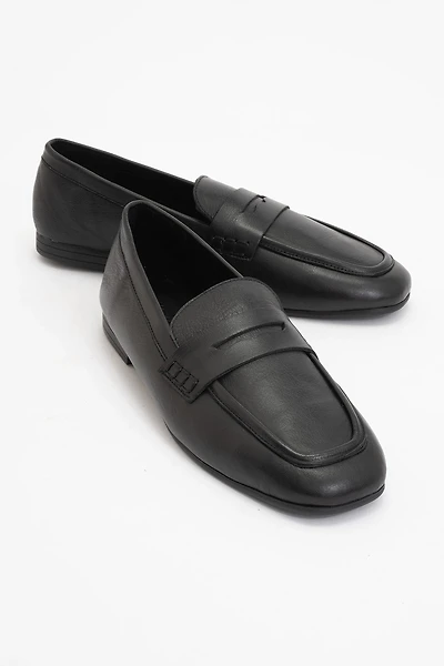 Forever & Always Womens Skye Leather Loafers