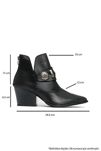 Prologue Shoes Womens Kenda Buckle Block Heel Boot