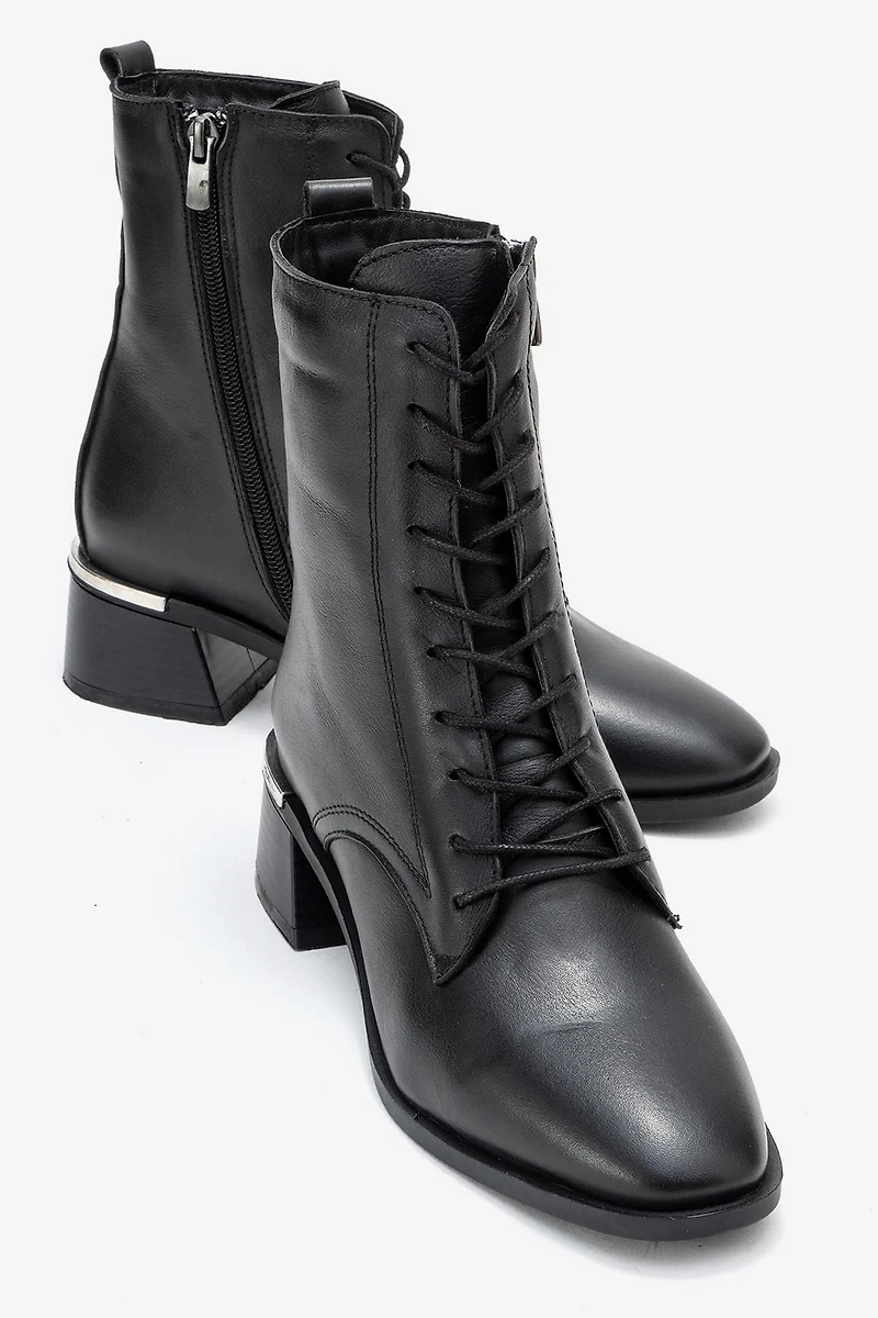Forever & Always Womens Avia Leather Block Heel Boot