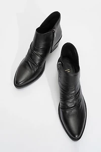 Forever & Always Womens Rule Leather Chunky Boots