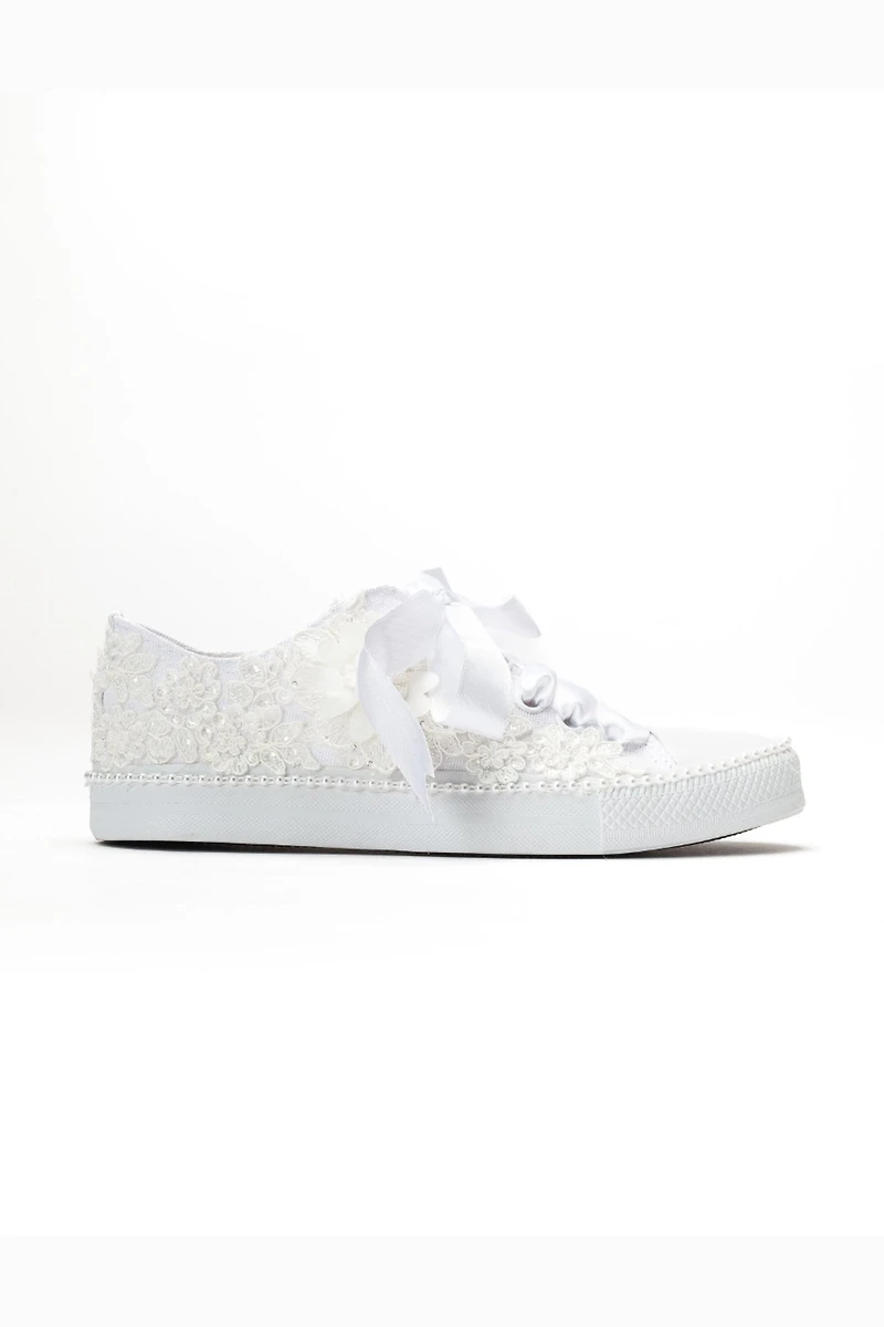 Forever & Always Womens Marvelle Pearl Lace Bridal Sneaker