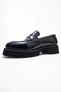 Forever & Always Womens Vionel Leather Loafer