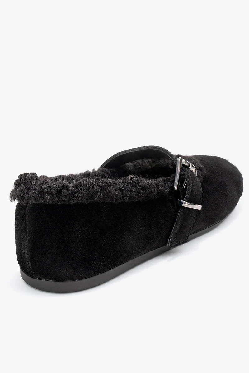 Forever & Always Womens Guin Leather Strap Flat