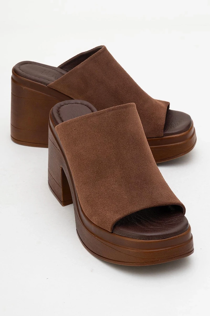 Forever & Always Womens Nola Leather Platform Mules