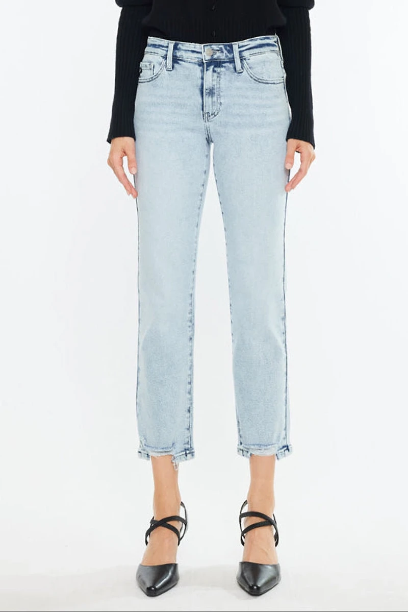 KanCan Women's Essentials Mid Rise Crop Straight Jeans Pam