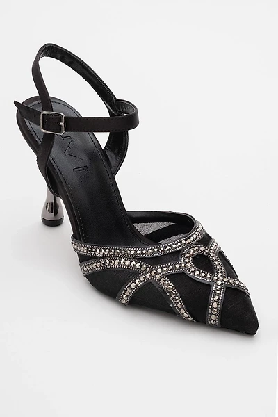 Prologue Shoes Womens Volby Embellished Pointed Toe Pump