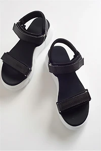 Prologue Shoes Womens Yrmengardis Strappy Sandal