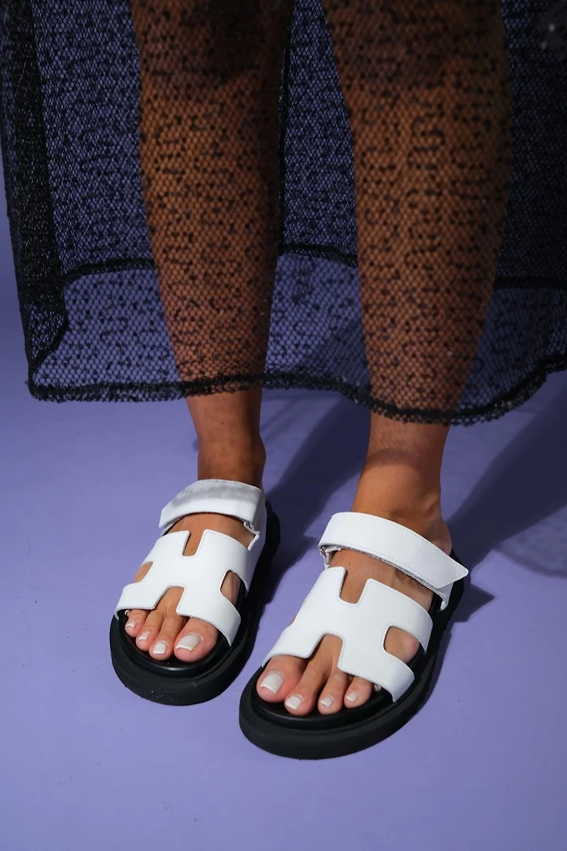 Forever & Always Womens Morte Leather Slide Sandals