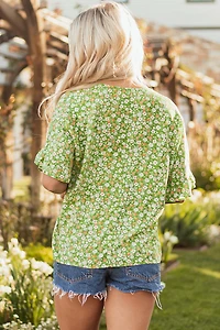 Threaded Pear Women's Yusra FloralRuffle Sleeve V Neck Blouse