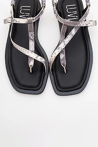 Forever & Always Womens Morgana Leather Thong Sandals