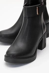 Prologue Shoes Womens Rashe Block Heel Zip Boot