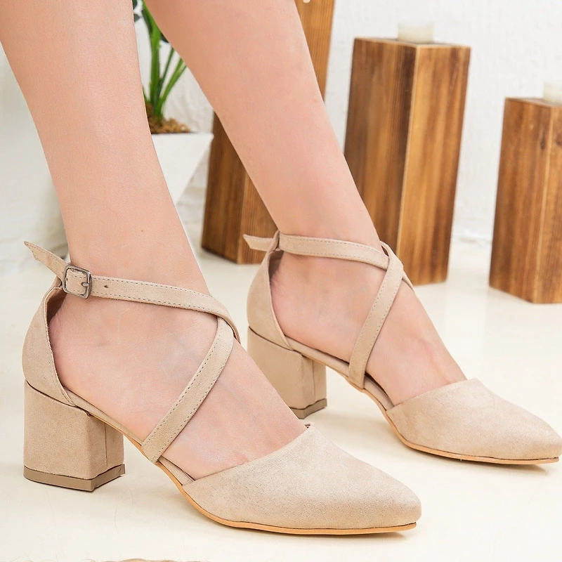 Forever & Always Womens Dolly Low Block Heel Pumps