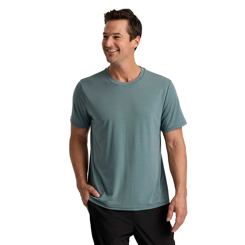 Free Fly Men's Elevate Lightweight Short-Sleeve Tee