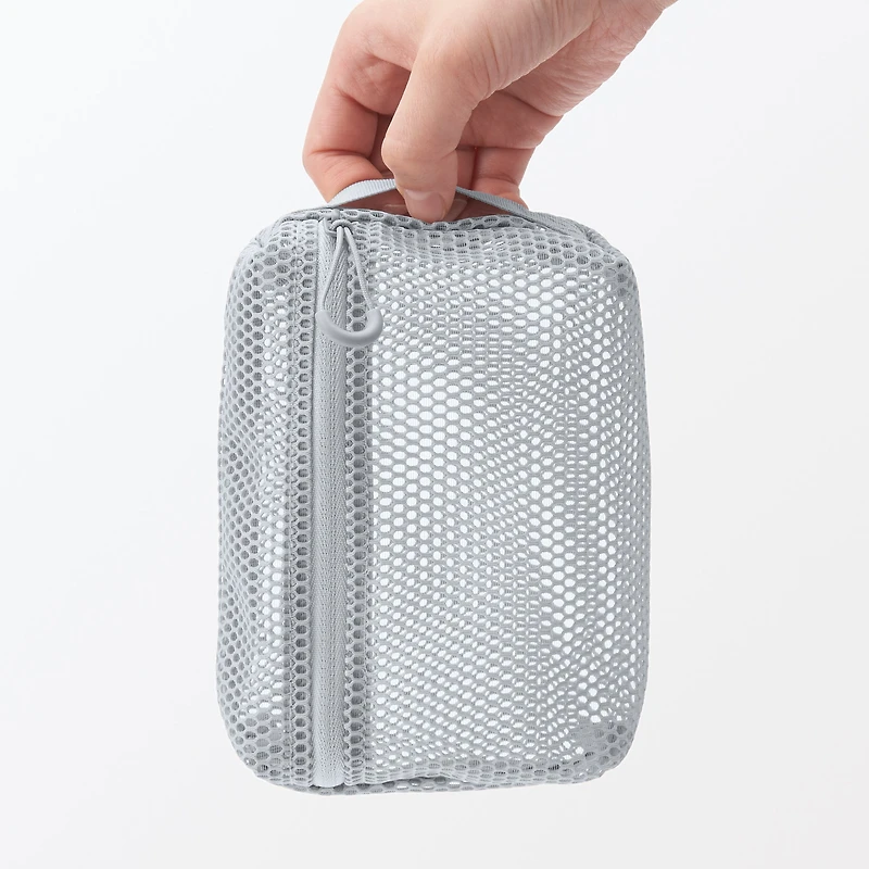 Gusset Mesh Case Small - Grey