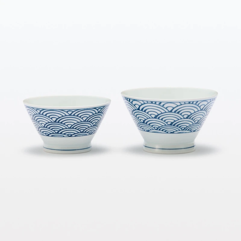 Hasami Ware Rice Bowl - Large Wave Pattern