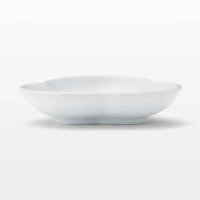 Hasami Ware Lucky Small Plate - Pine - White