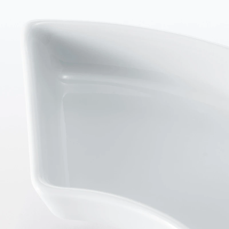 Hasami Ware Lucky Small Plate - Fan - White