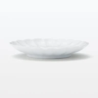 Hasami Ware Lucky Small Plate - Chrysanthemum