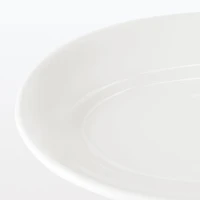 Porcelain Rimmed Oval Plate Small
