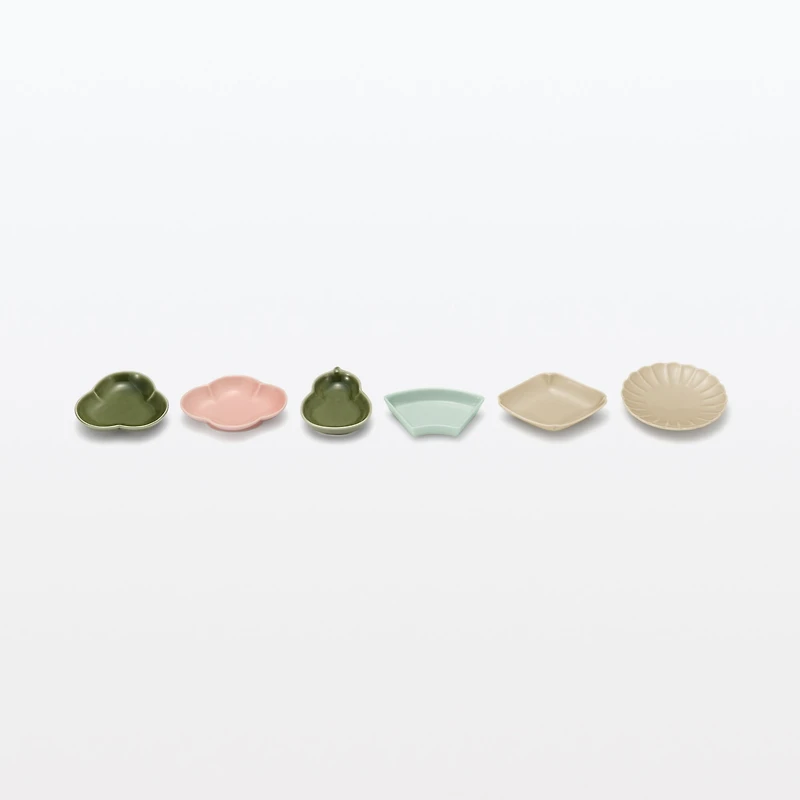 Hasami Ware Lucky Small Plate - Fan - Light Aqua