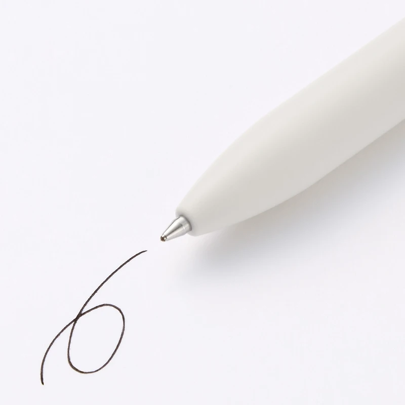 Smooth Oil Ink Ballpoint Pen 0.7 mm