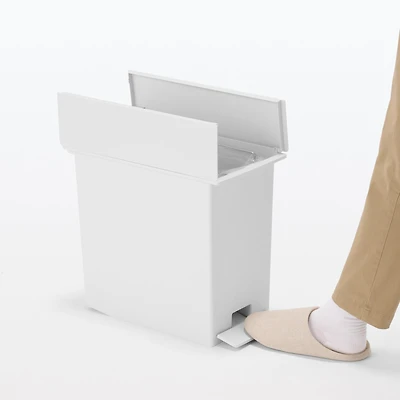 Polypropylene Pedal Dust Bin with Double-Hinged Lid - 21.2 L