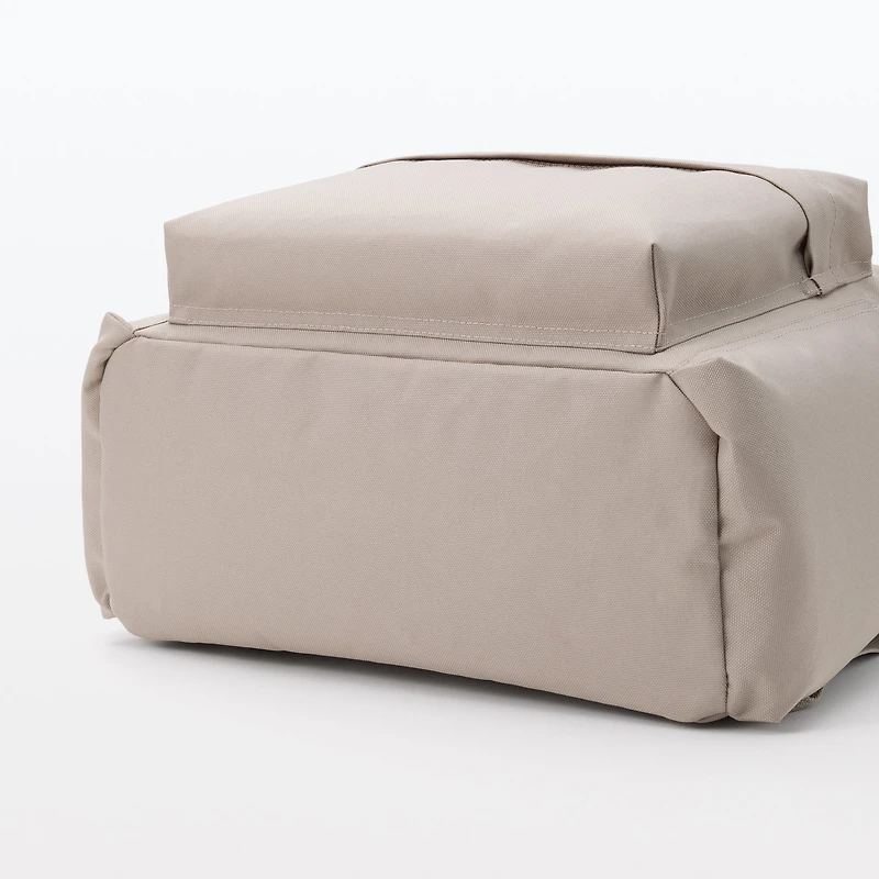 Less Tiring Water Repellent Backpack