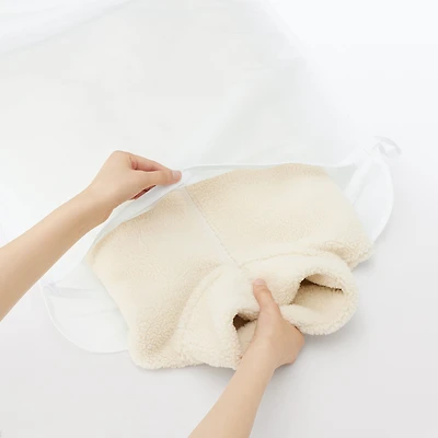 Densely Woven Fibre-Shielding Laundry Net Flat