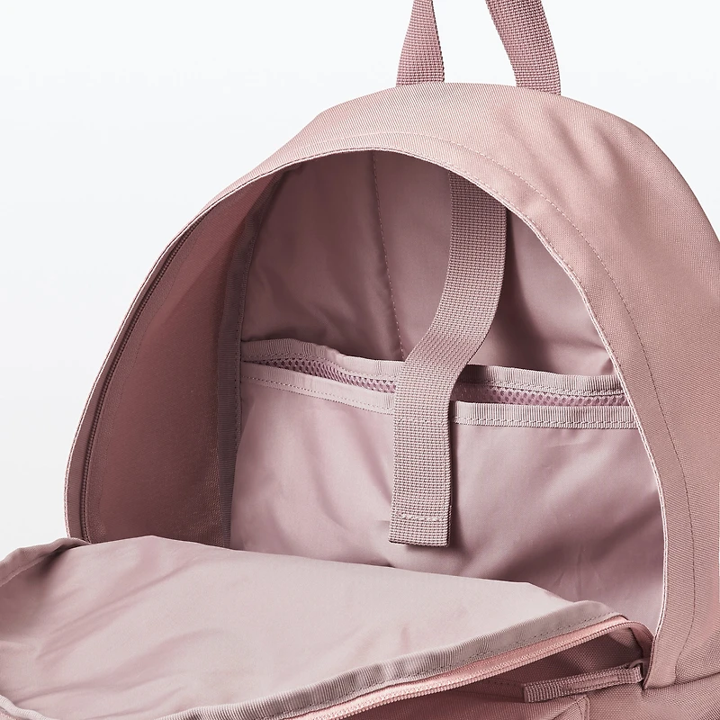 Less Tiring Water Repellent Backpack