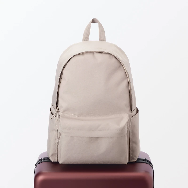 Less Tiring Water Repellent Backpack